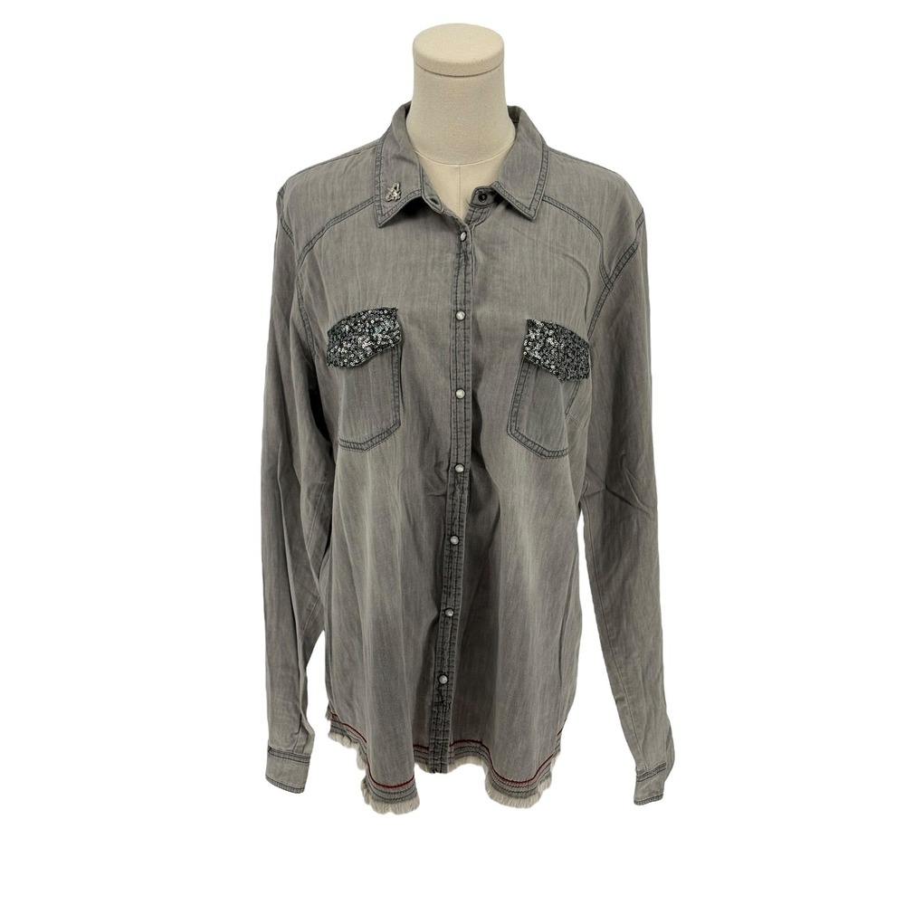 Maurices Premium Gray Embellished Button Down Shirt 100% Cotton (Size XL)